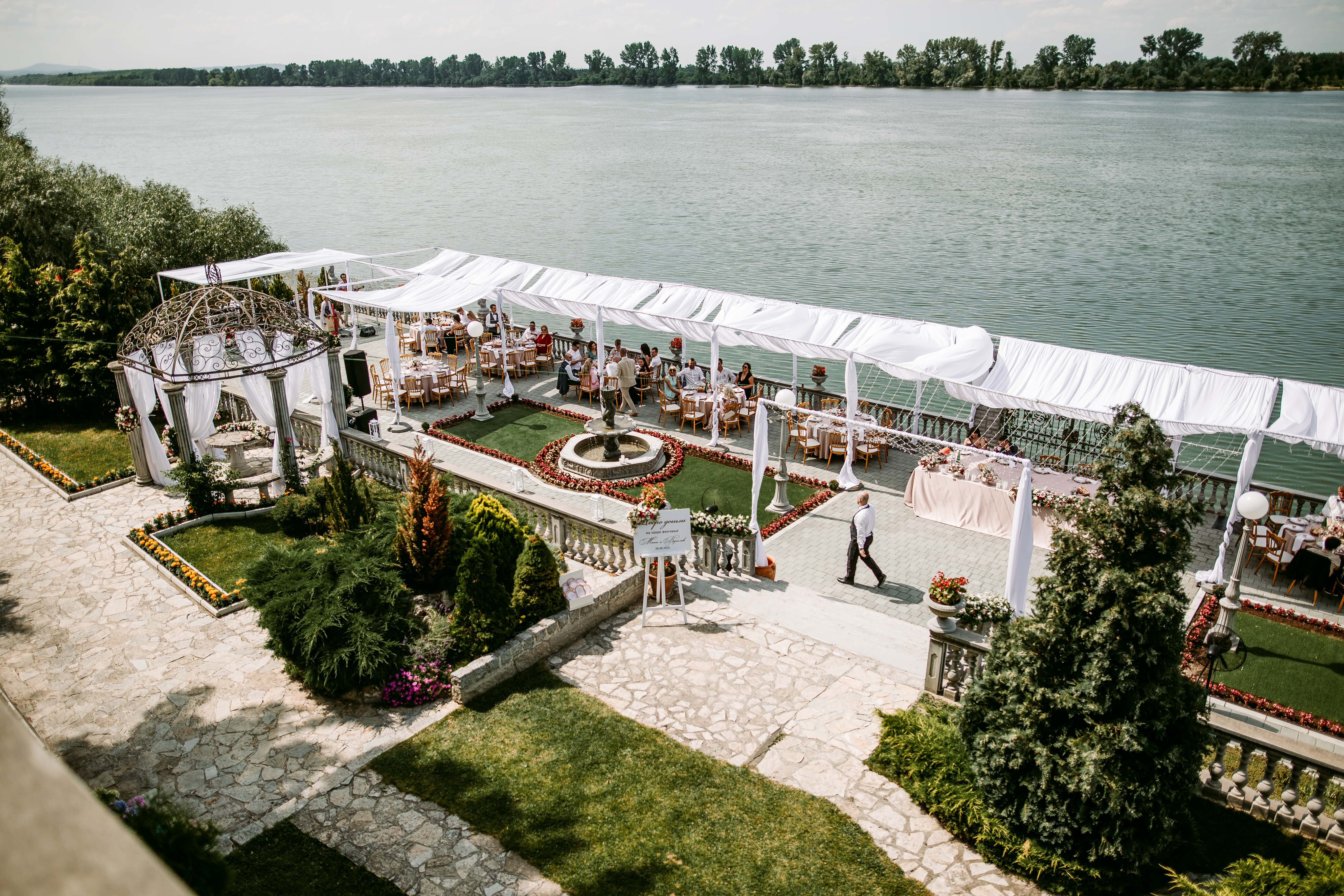Vila Jugovo S - Lux venčanje na reci