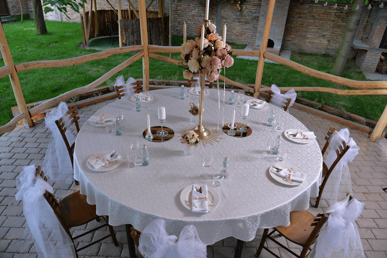 /uploads/vendors/1023/gallery/klub-dvoriste-krcedin-6.png