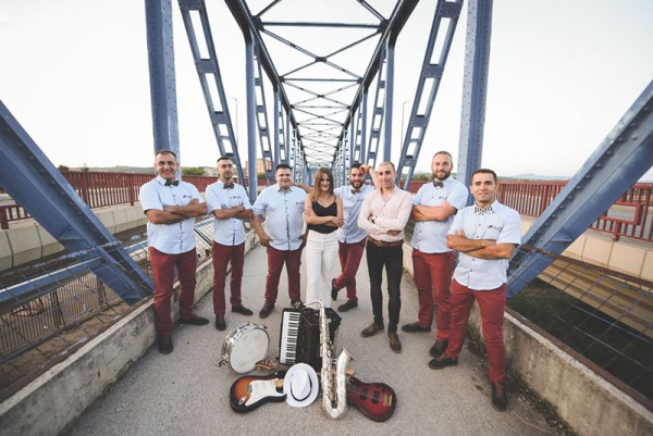 Orkestar Šešir Moj
