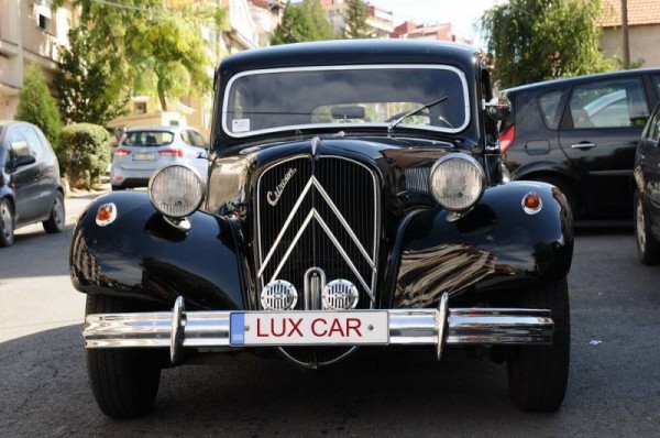 Lux Car Iznajmljivanje