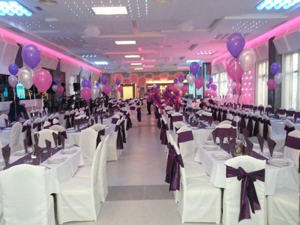 Restoran As, Sala fantastik