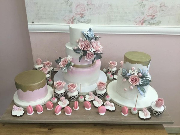 Daniva torte i kolači