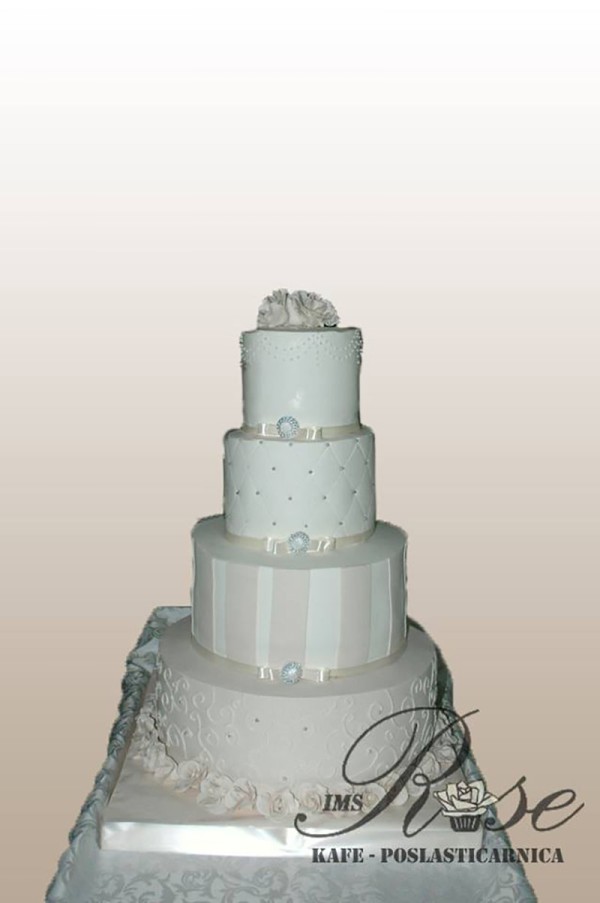 Ivanin svet slatkiša - Cake studio Rose