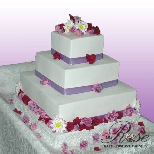 Ivanin svet slatkiša - Cake studio Rose