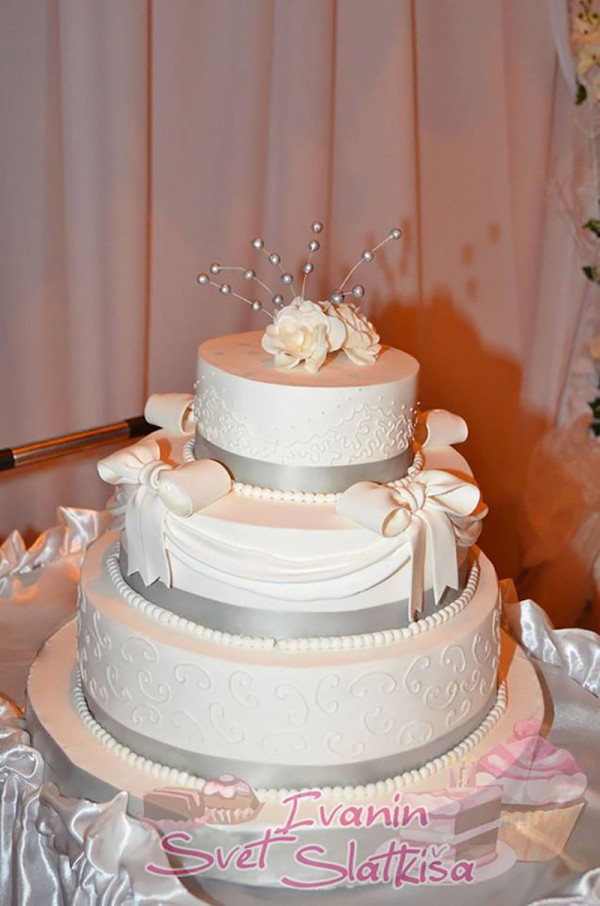 Ivanin svet slatkiša - Cake studio Rose