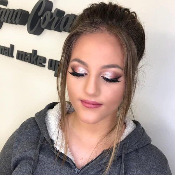 Bojana Profesionalno Šminkanje