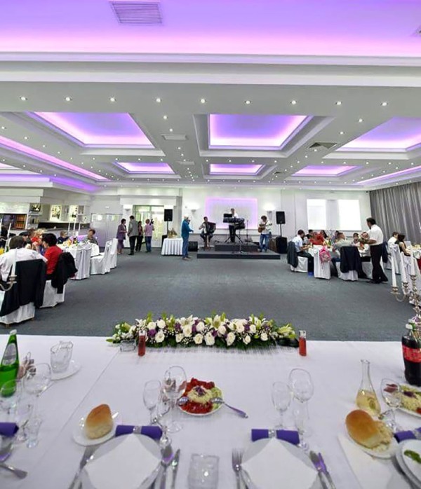 RESTORAN GRAND Svilajnac Sala