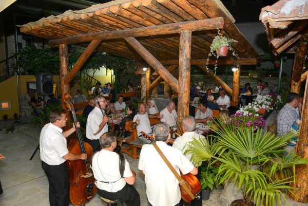 VILA GUNJETINAC Velika Sala