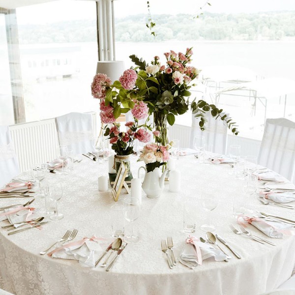 Dream Wedding by Lena