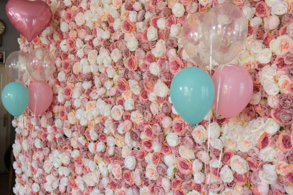 Cvetni zid Flower wall