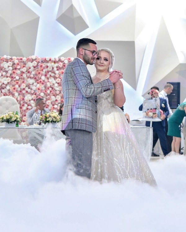 Cvetni zid Flower wall