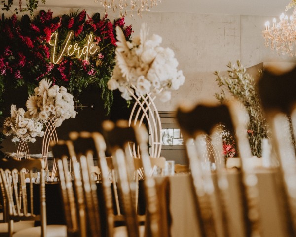 Verde venčanja na otvorenom