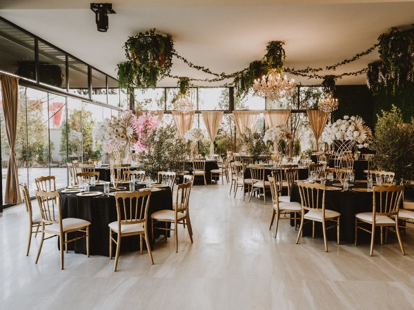 Verde venčanja na otvorenom