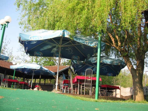 JEZERO Topola Restoran