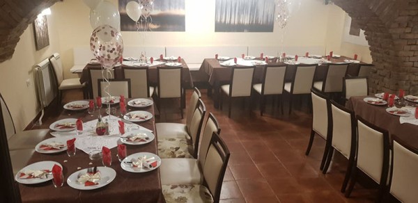 KONOBA 32 Velika Sala