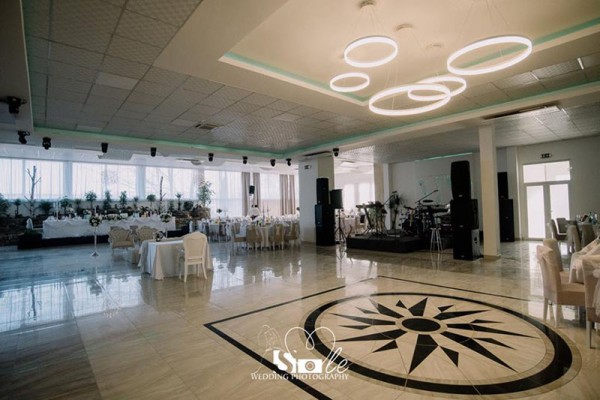 Apostolović Kompleks