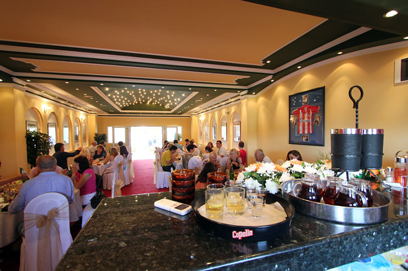 /uploads/vendors/409/gallery/restoran-narcis-klub-sala-7.jpg
