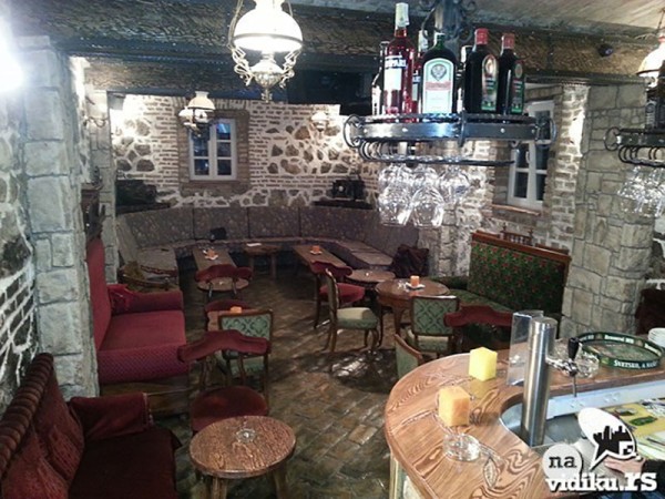 Antik Vinski Bar