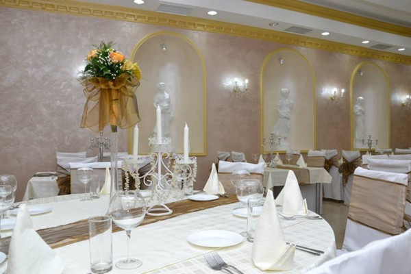 Hotel RAVNI GAJ Sala Restoran Lux