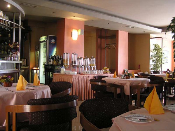 Hotel ROYAL Kraljevo Restoran