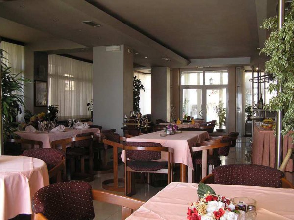 Hotel ROYAL Kraljevo Restoran
