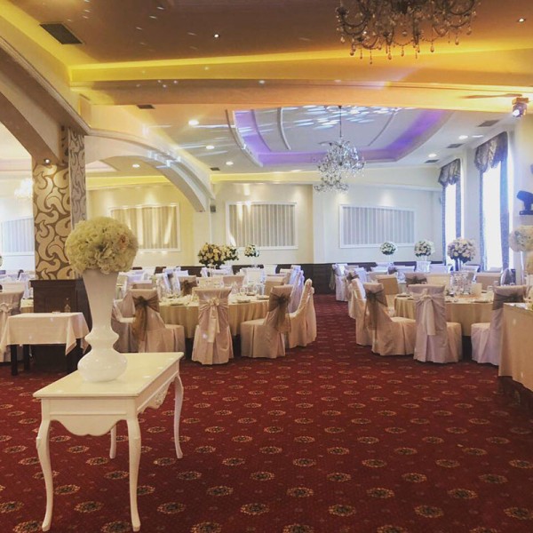 Hotel Stari Krovovi & Vila Moskva