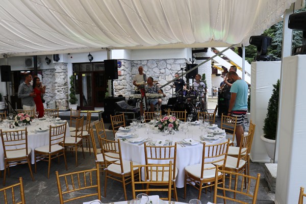 Konočište sa restoranom Idila