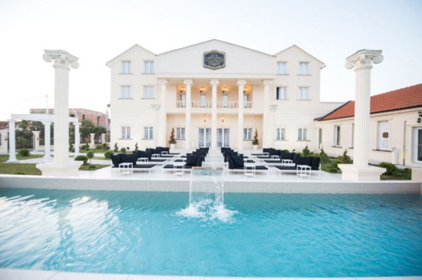 Villa Palace