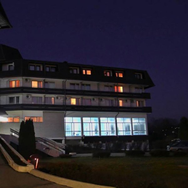 Hotel  Zdravljak