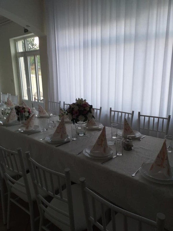 RESTORAN KRALJICA Mala Sala