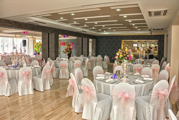 Bosphorus Hotel - Restoran Ela