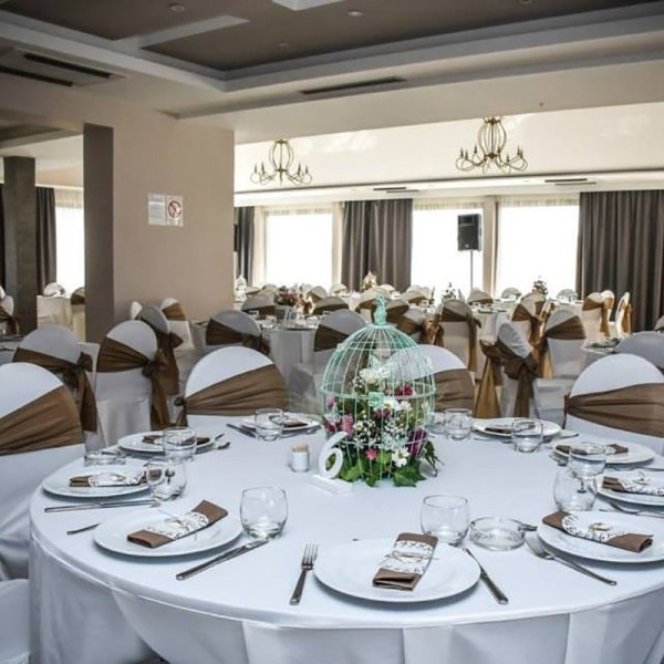 Bosphorus Hotel - Restoran Ela